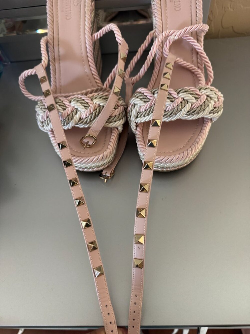 Valentino Garavani Rockstud Rope Wedge Sandals in Rose Quartz multi color - Picture 8 of 15